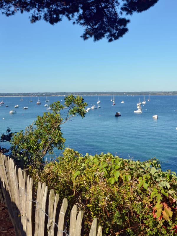 coastline and boats of beg meil, a french peninsula, surrounded to the east by the bay of la forêt and to the south by the atlantic ocean, of the commune of fouesnant les glénan